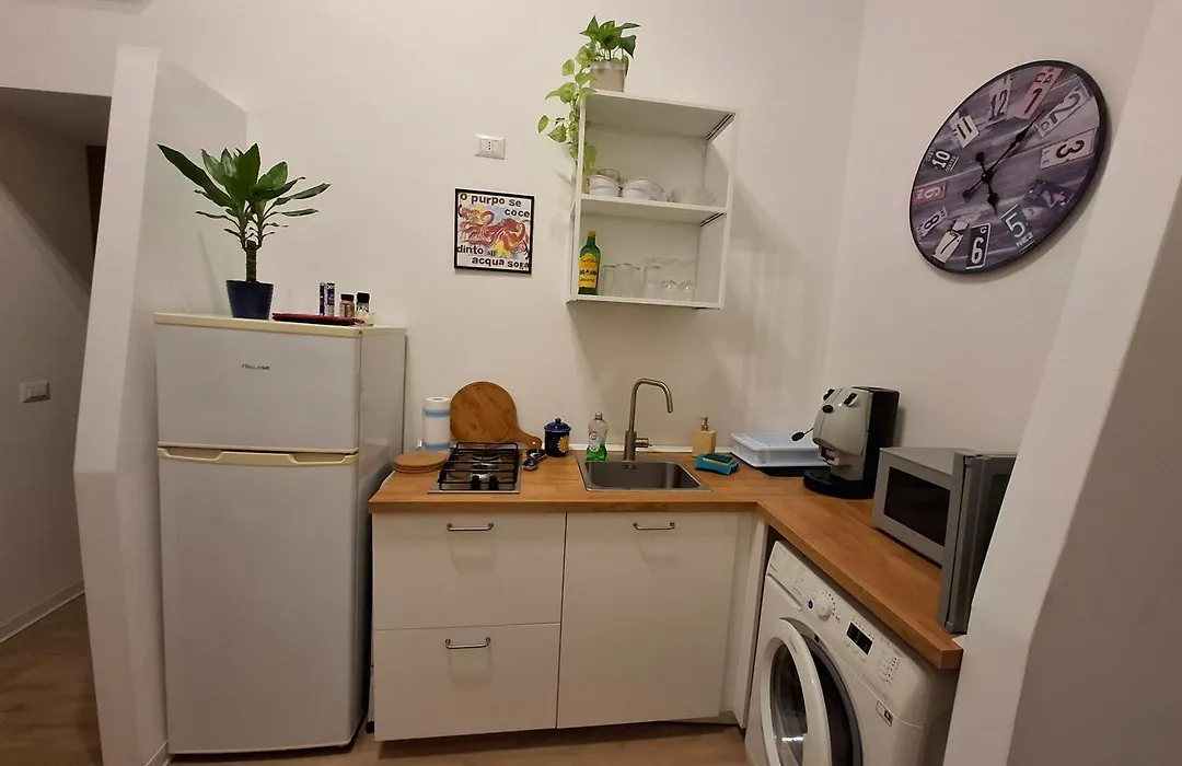 Don Carlo City Center Apt-1